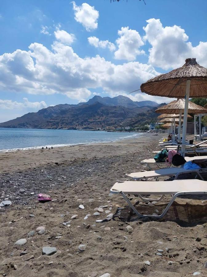 Giant Woman Apartment Tsoutsouros (Crete)