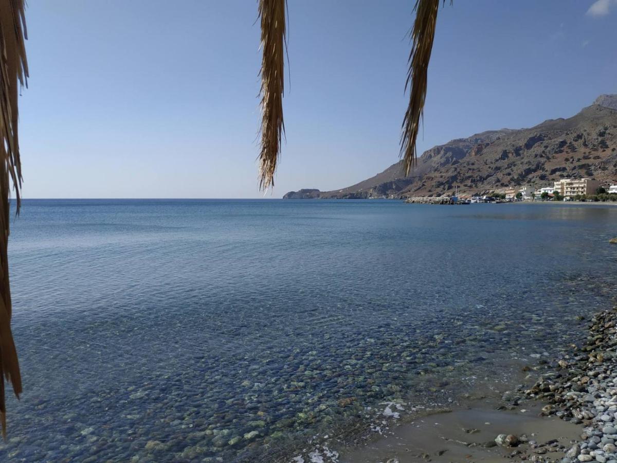Giant Woman Tsoutsouros (Crete)
