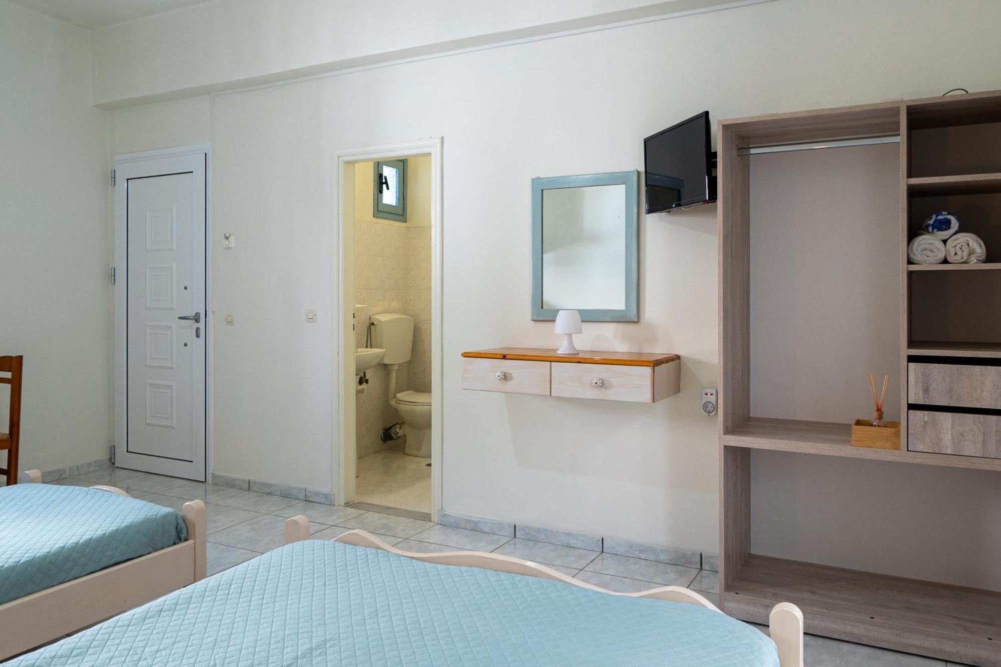 Giant Woman Apartment Tsoutsouros (Crete)